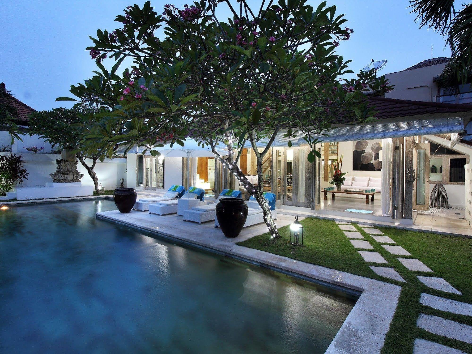 Villa Putih Seminyak Eksteriør bilde